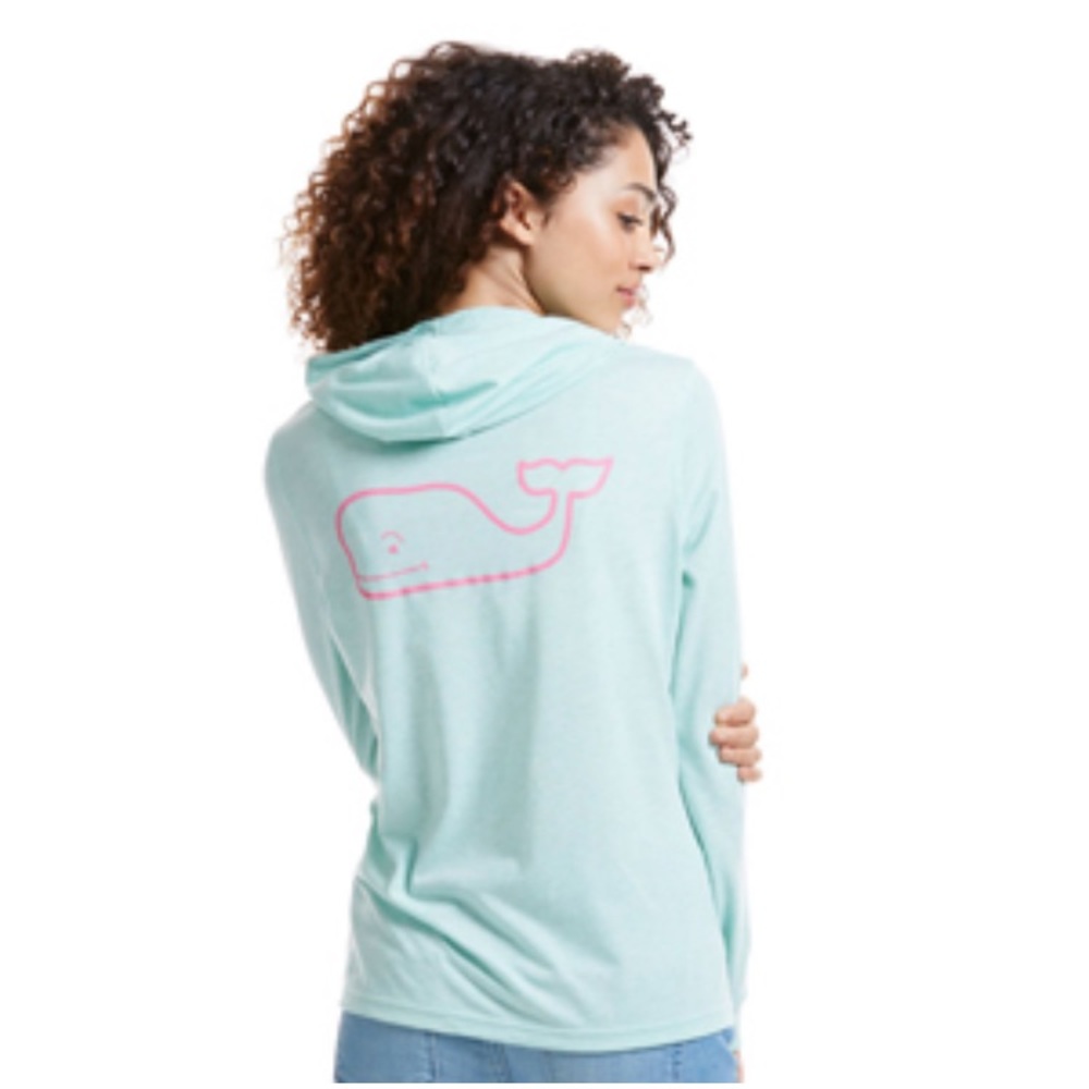 sea foam green vineyard vines pull over